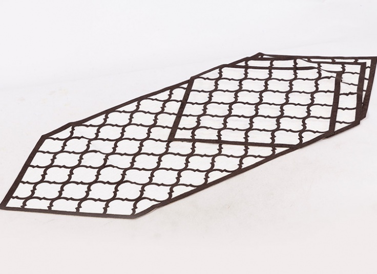 رانر رومیزی