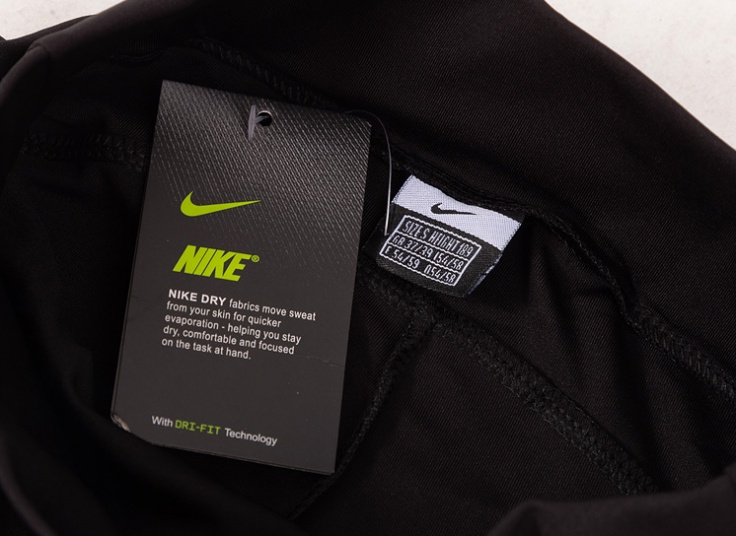 شلوارک زنانه Nike