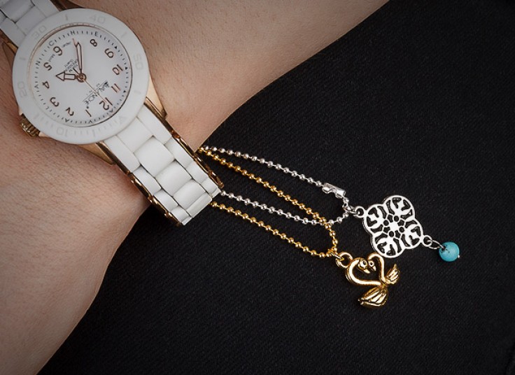 آویز ساعت مچی