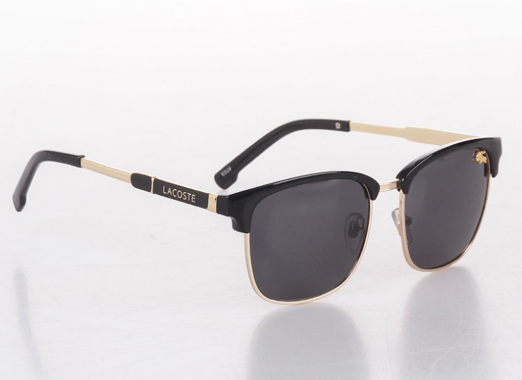 عینک آفتابی طرح Lacoste