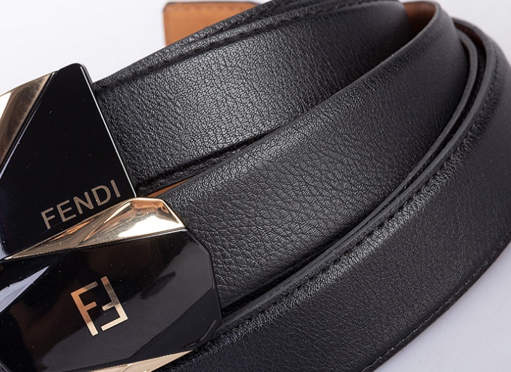 کمربند مردانه طرح FENDI
