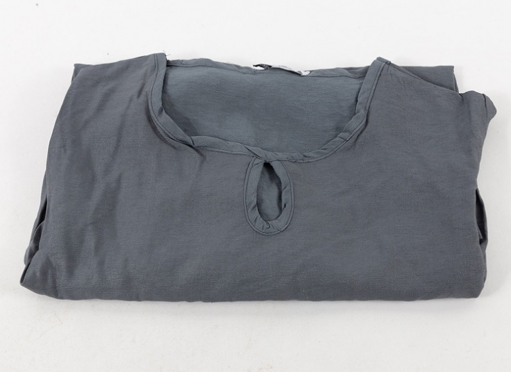 بلوز زنانه آستین چین دار