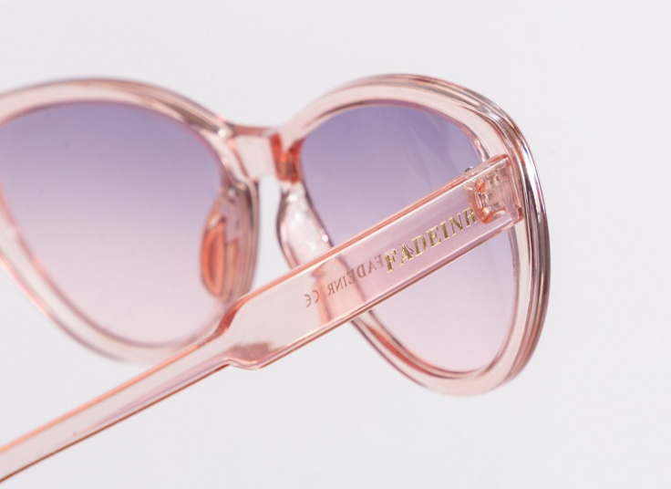 عینک آفتابی زنانه Fadeinr مدل 3074