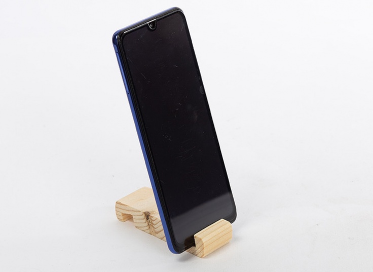 استند موبایل چوبی