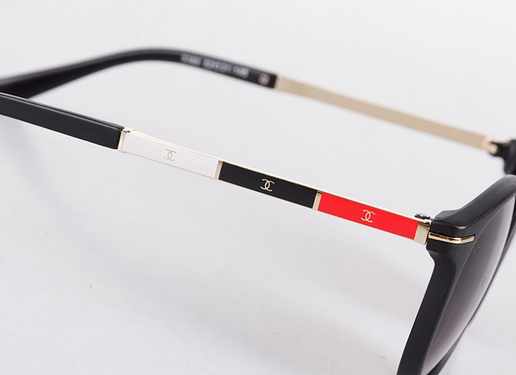 عینک آفتابی Chanel سری Tricolor