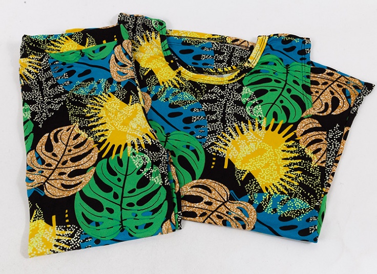 ست تاپ شلوار برمودا گیاهی