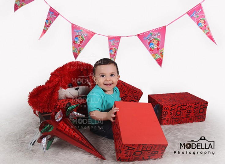 آتلیه عکاسی مدلا