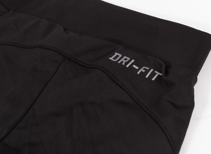 شلوارک زنانه Nike