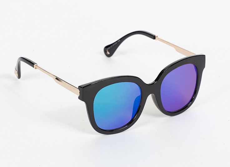 عینک آفتابی رنگی