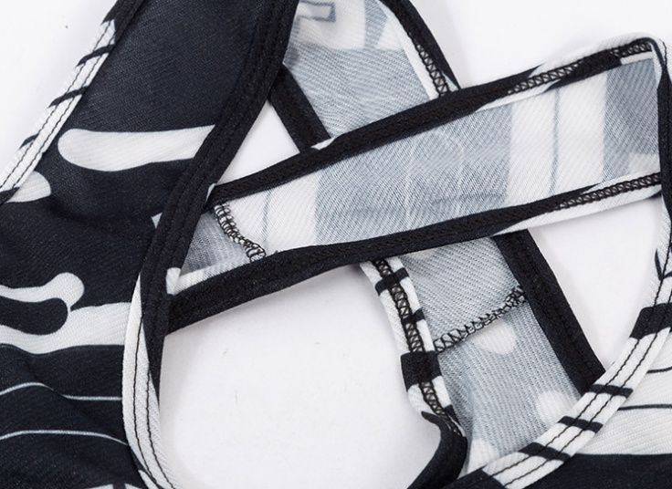 ست نیم تنه و شلوار زنانه طرح NIKE