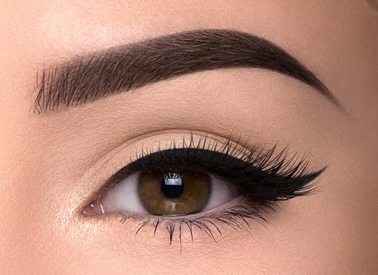 خدمات مژه و ابرو در سالن شیدا