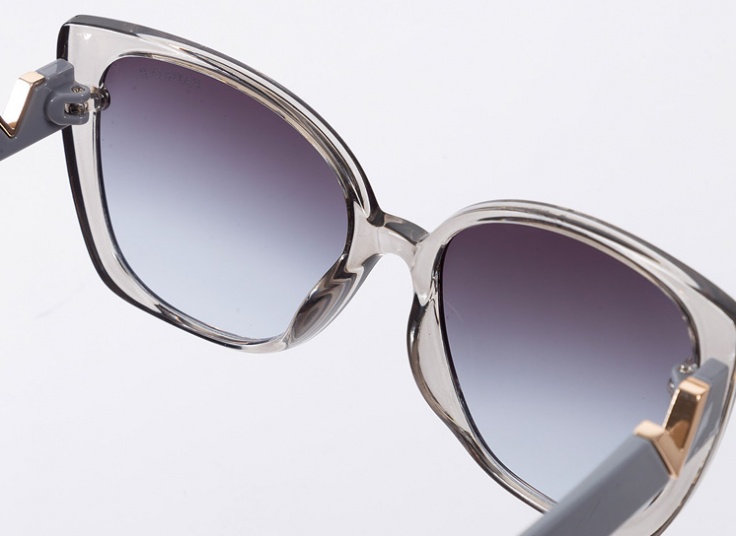 عینک آفتابی زنانه FADEINR مدل 3295