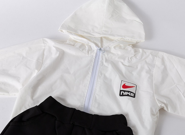 ست ورزشی بچگانه Nike