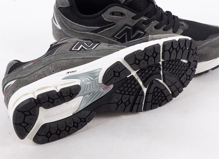 کتانی طرح New Balance مدل ML200ZR