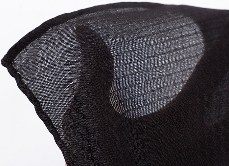 روسری مشکی طرحدار