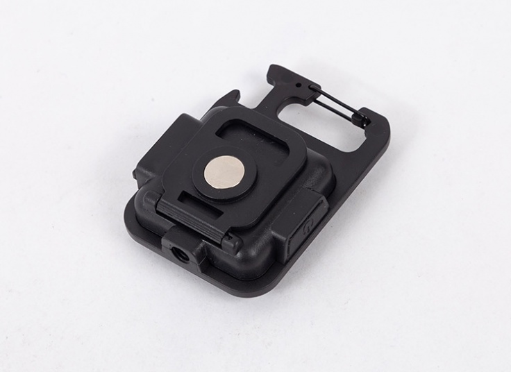 جاکلیدی چراغ قوه دار