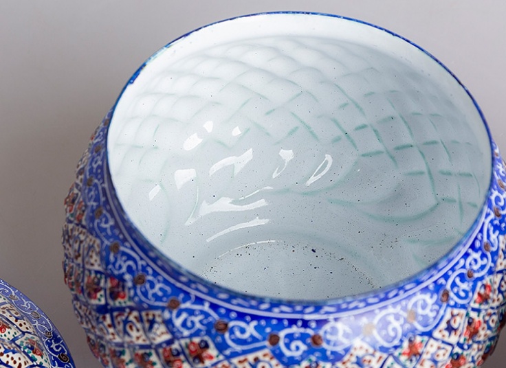 قندان میناکاری