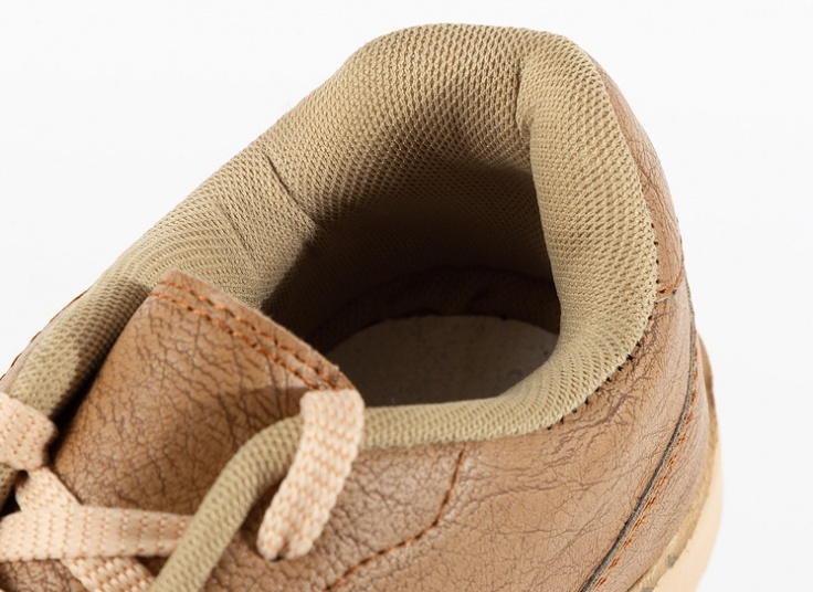 کفش مردانه Lacoste