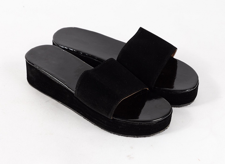 دمپایی لژدار مخمل زنانه