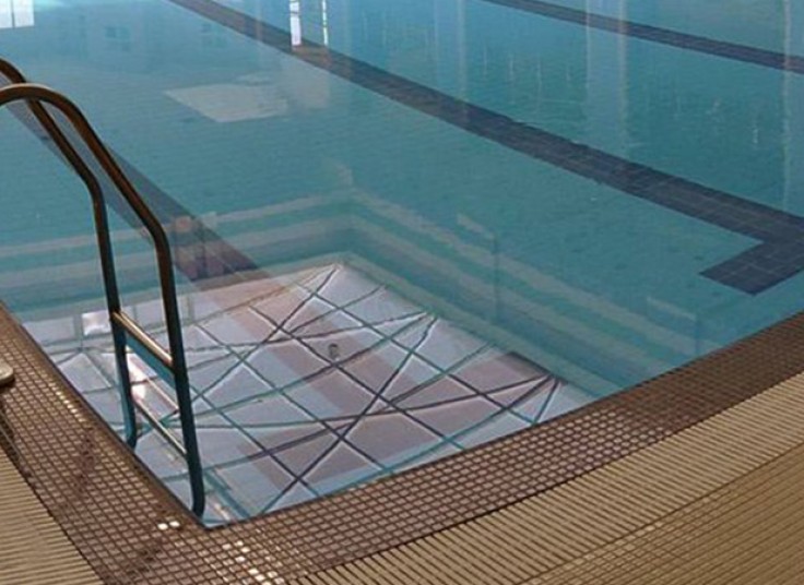 استخر سرپوشیده دیهیم