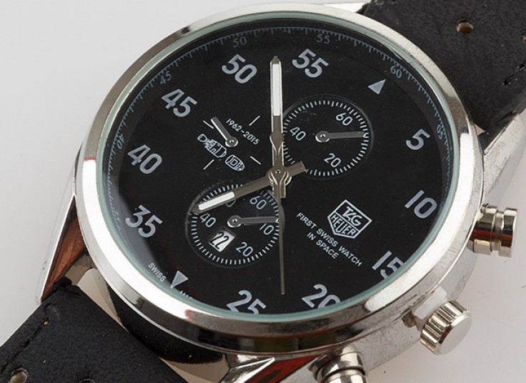 ساعت طرح TagHeuer