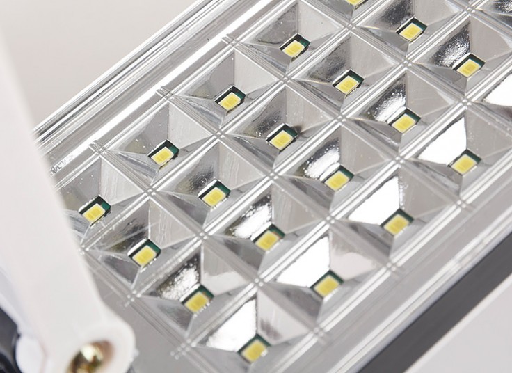 چراغ مطالعه تاشو Apple