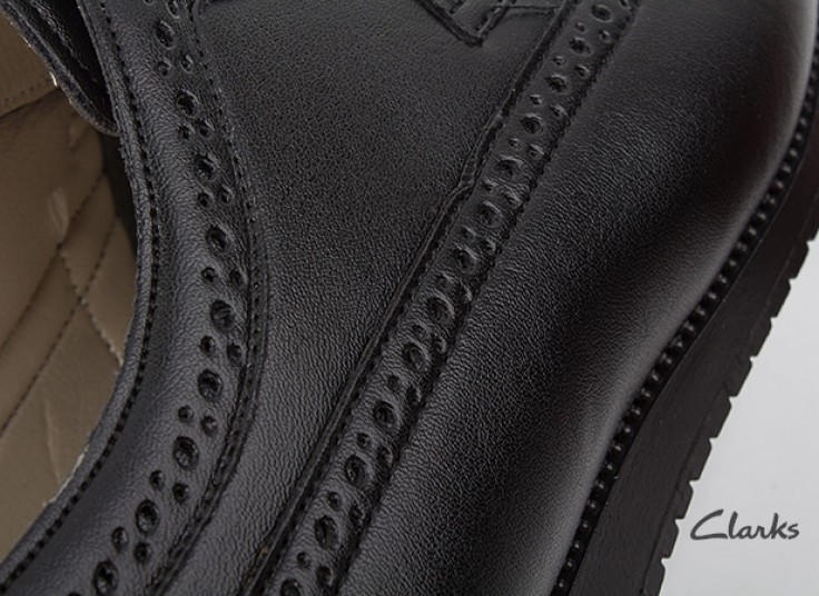 کفش مردانه هشت ترک Clarks