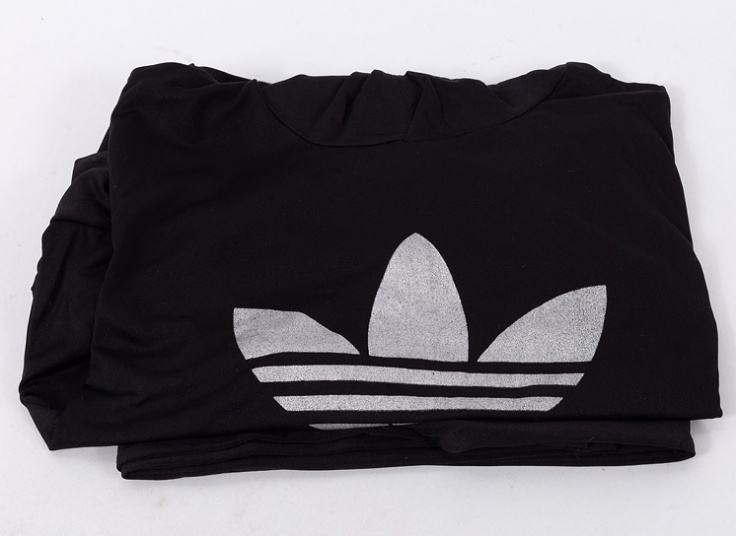 نیم تنه و شلوار کلاهدار طرح adidas