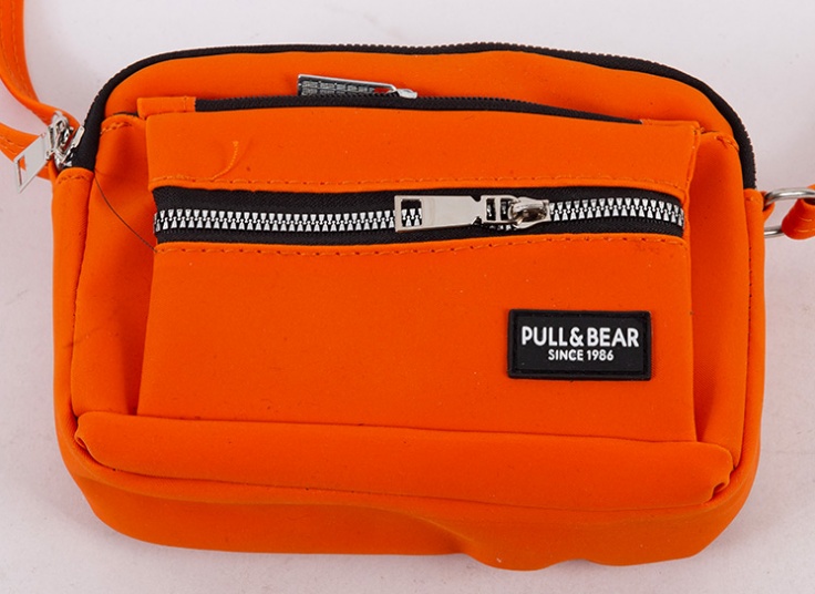 کیف پاسپورتی طرح Pull & Bear