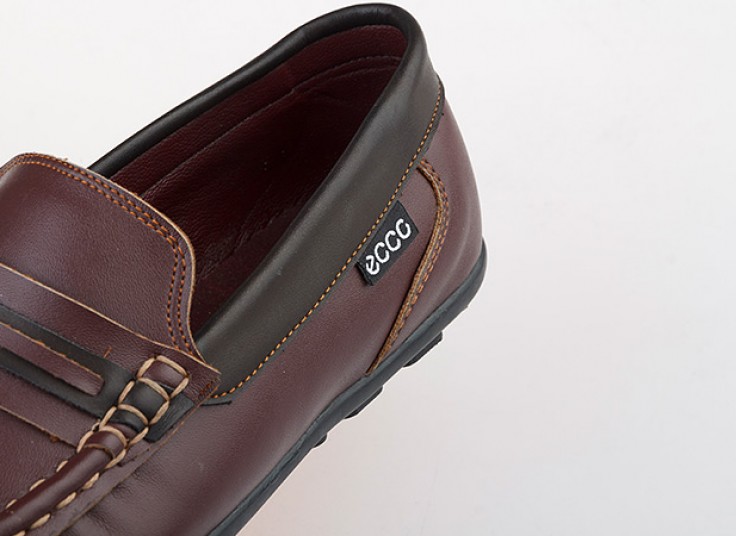 کفش کالج طرح ecco