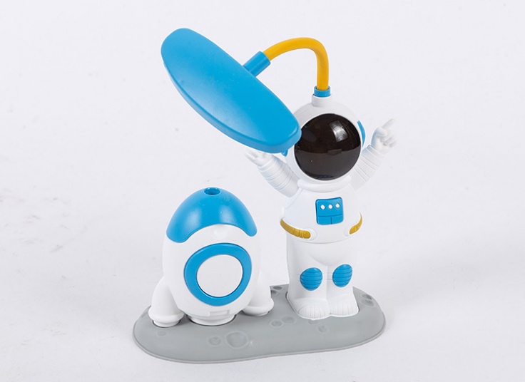 چراغ مطالعه طرح آدم فضایی