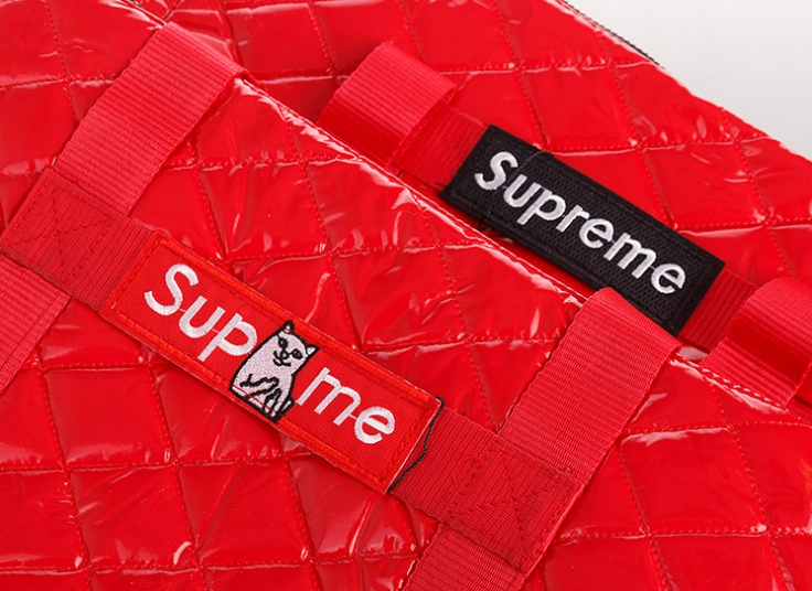 ساک دستی Supreme