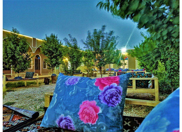 تور کویر ابوزید آباد آژانس شال و کلاه سفر