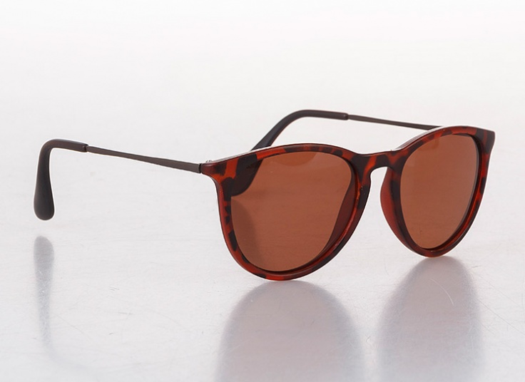 عینک آفتابی پلورایز طرح Tailoring