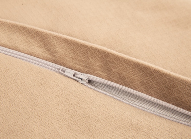 کوسن مخمل تکه دوزی