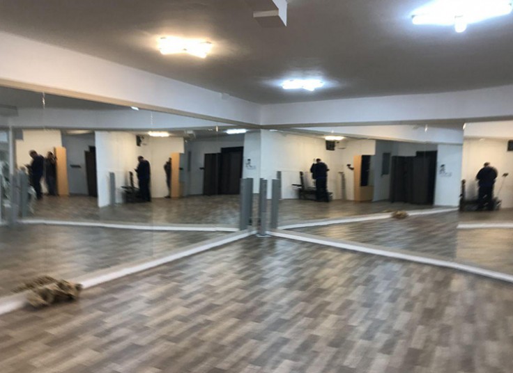 یوگا مجموعه کارینا