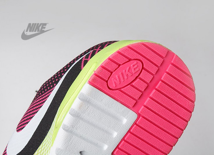 کفش ورزشی NIKE