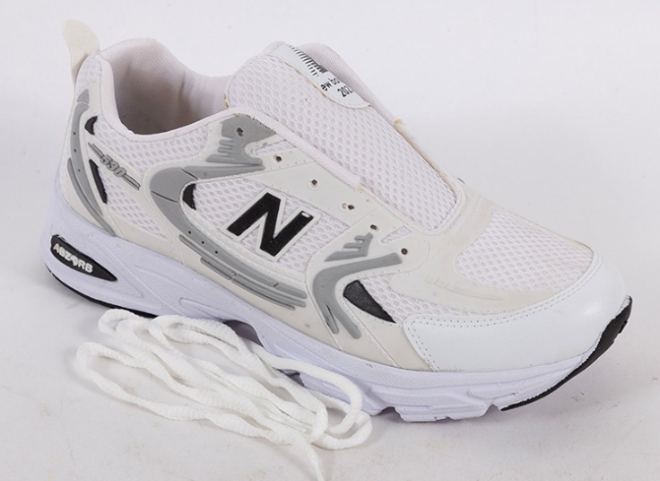 کتانی ورزشی مردانه طرح New Balance