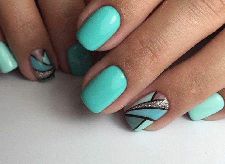 خدمات ناخن سالن زهره