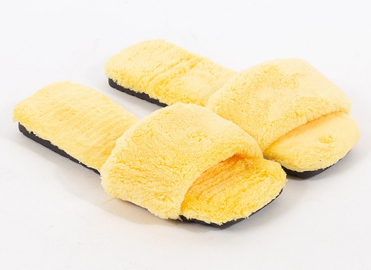 دمپایی حوله ای