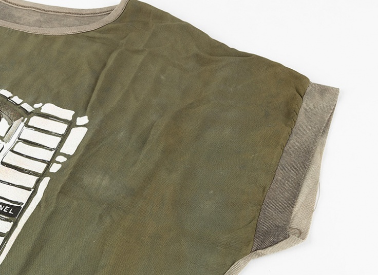 تیشرت فری‌سایز طرح دختر