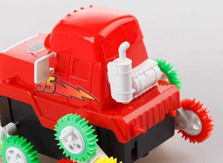 ماشین ملق زن Tumbling car