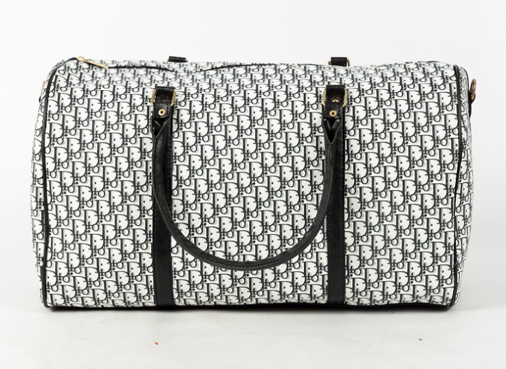 ساک مسافرتی