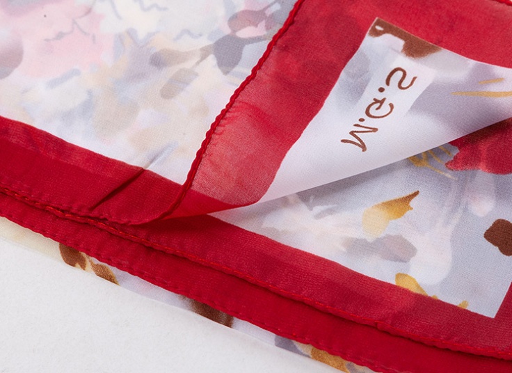 روسری طرح گل MGS