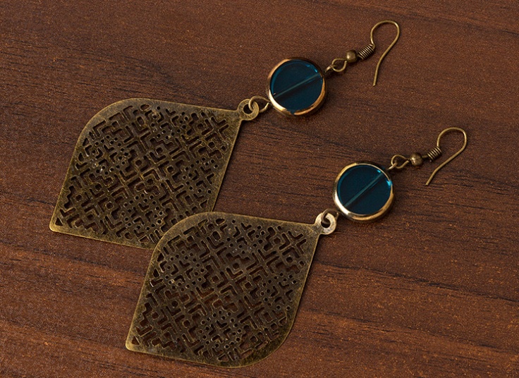 گوشواره برنزی