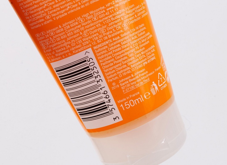 اسکراب و ماسک صورت Neutrogena