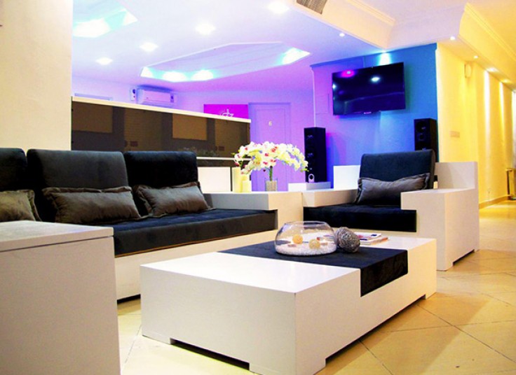 لیزر با دستگاه الکس دایود در کلینیک دکتر زی