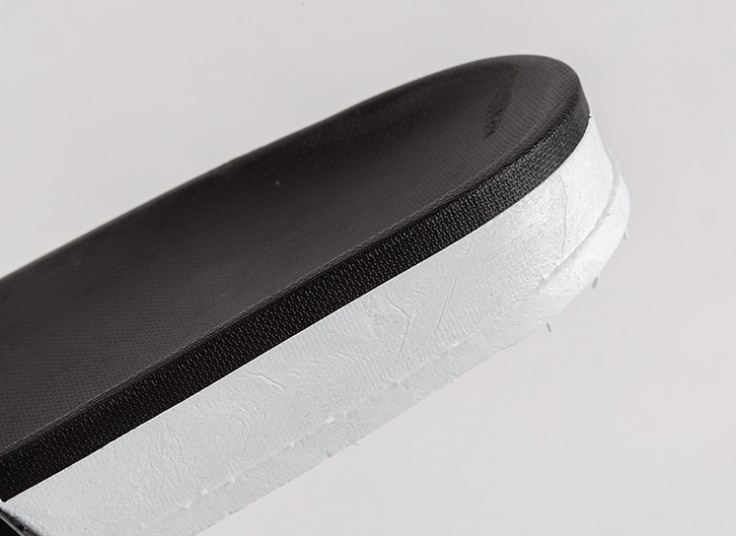 دمپایی مردانه Adidas