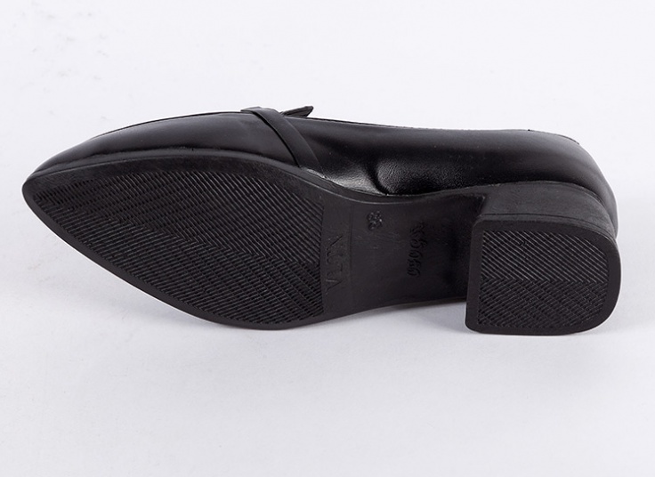 کفش پاشنه دار زنانه