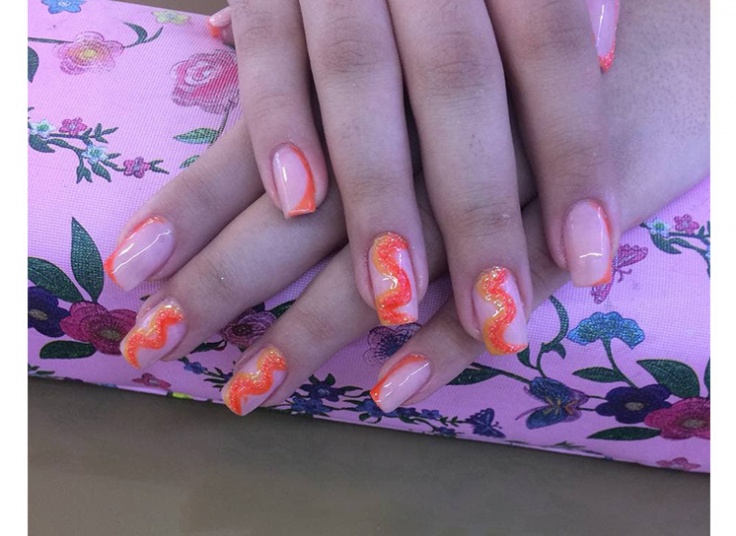 خدمات ناخن مایسا